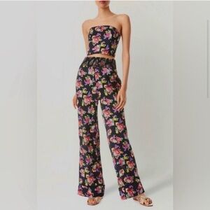 Alice and Olivia 2 piece floral pants jump suit size 4 like new